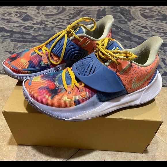 Nike Shoes Nike Kyrie Low Pink Stone Blue Size 95 Poshmark - Main Image